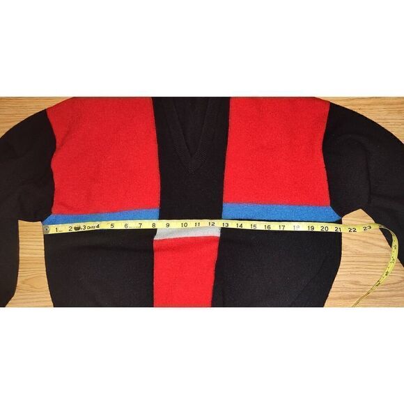 Vintage Wool Sweater J McInerney Ltd Scotland Gray Blue Red Black Color Block Sz - Picture 6 of 8